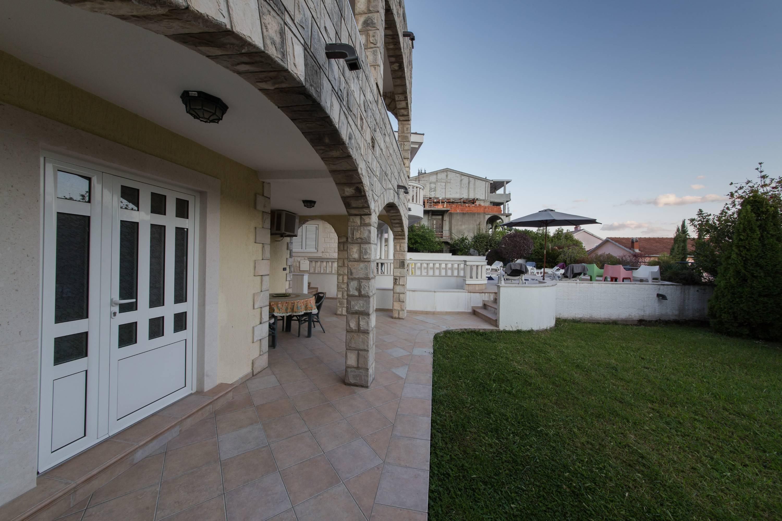 อพาร์ตเมนต์ พีแอนด์เอ็น รีสอร์ต Apartment แฮร์เซ็ก-โนวี ภายนอก รูปภาพ